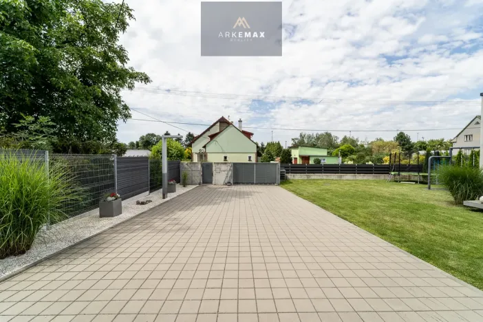 Prodej rodinného domu, Žabeň, 410 m2