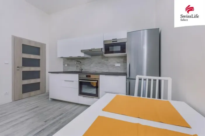 Pronájem bytu 2+kk, Pardubice, Nerudova, 30 m2