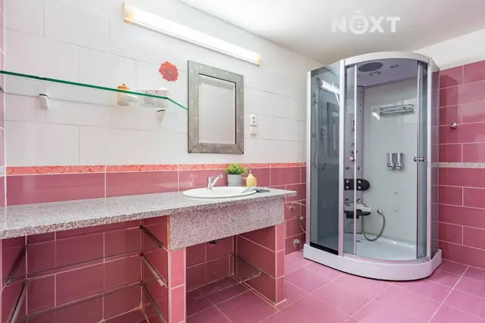 Prodej rodinného domu, Horní Stropnice, 360 m2