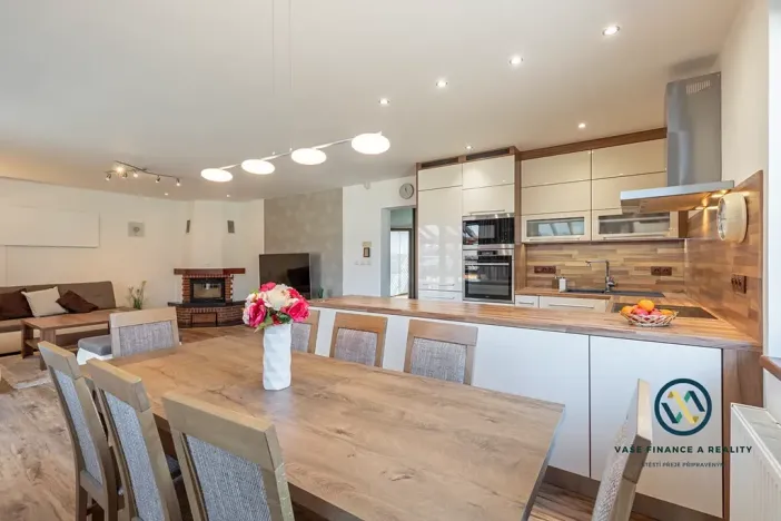 Prodej rodinného domu, Starovičky, 162 m2