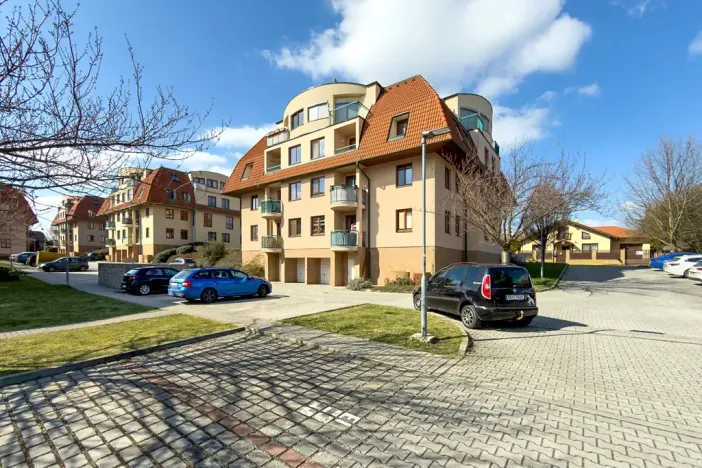 Prodej bytu 3+kk, Velké Přílepy, Boženy Němcové, 61 m2