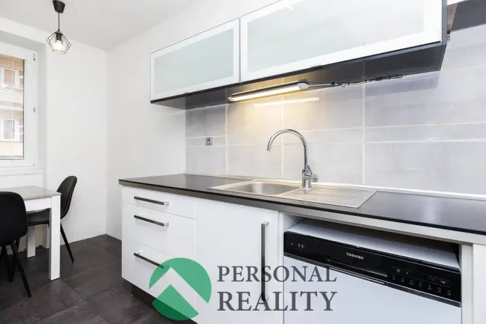 Prodej bytu 2+kk, Pardubice, Sladkovského, 58 m2