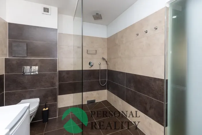 Prodej bytu 2+kk, Pardubice, Sladkovského, 58 m2