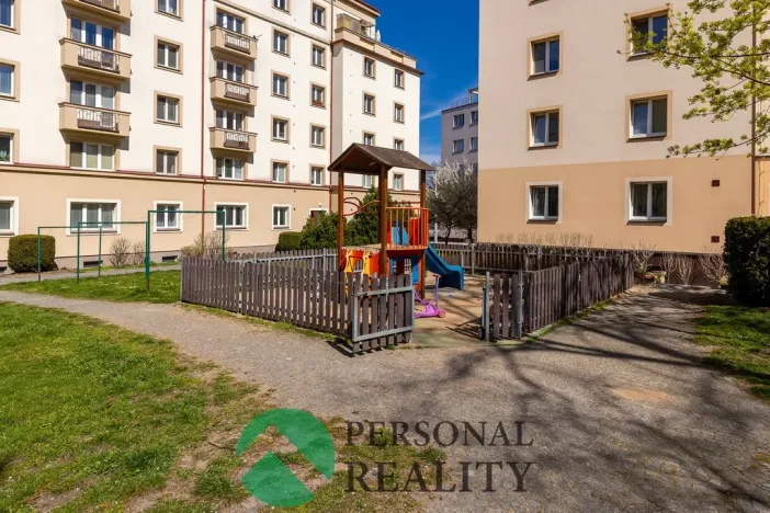 Prodej bytu 2+kk, Pardubice, Sladkovského, 58 m2