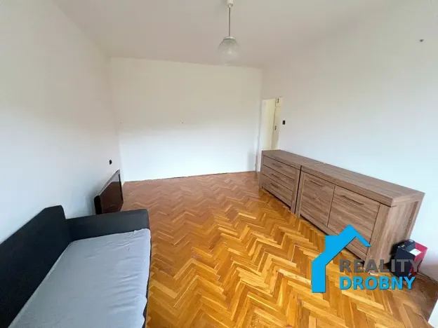 Pronájem bytu 1+1, Ústí nad Labem, Střekovské nábřeží, 38 m2