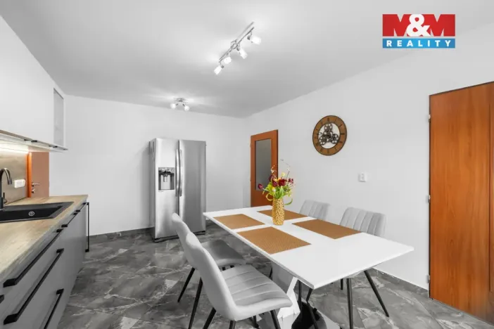 Prodej rodinného domu, Straky, 111 m2