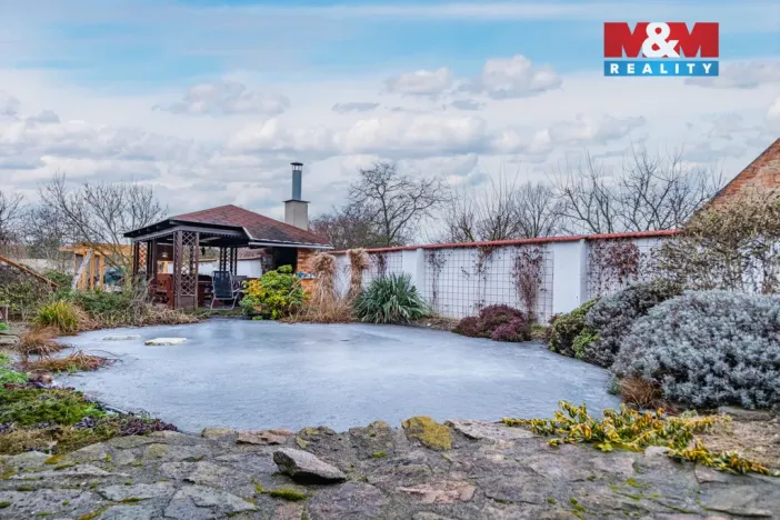 Prodej výrobních prostor, Droužkovice, Rudé armády, 486 m2