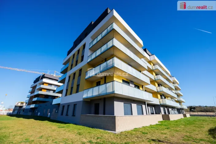 Pronájem bytu 2+kk, České Budějovice - České Budějovice 2, Branišovská, 77 m2