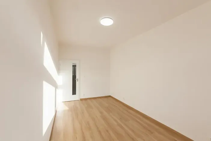 Pronájem bytu 2+1, Praha - Bubeneč, U zeměpisného ústavu, 44 m2