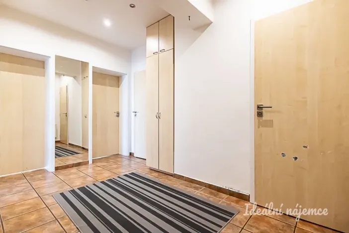 Pronájem bytu 3+1, Praha - Chodov, Volkovova, 75 m2