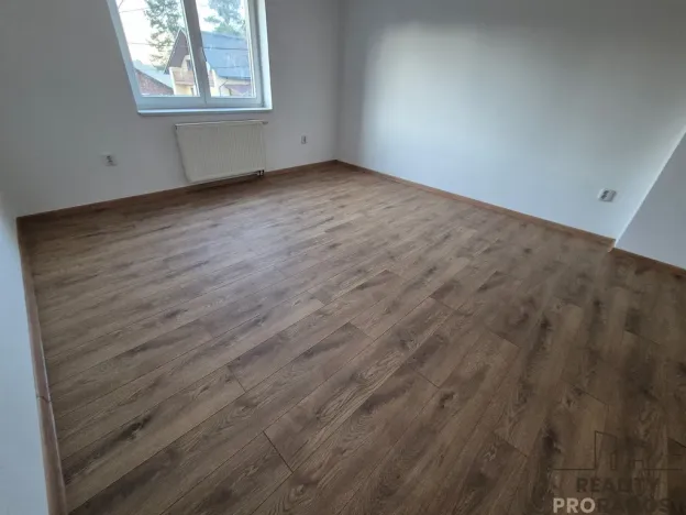 Pronájem bytu 2+1, Návsí, 75 m2