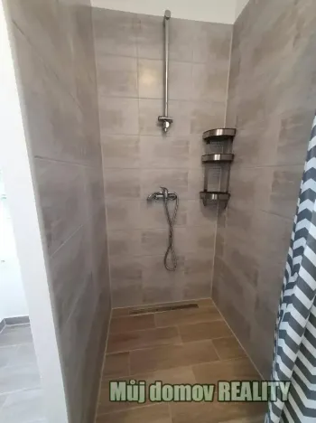 Pronájem bytu 1+kk, Praha - Chodov, U stojanu, 30 m2