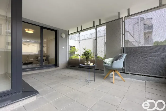 Prodej bytu 2+kk, Praha - Hrdlořezy, Mezilehlá, 65 m2