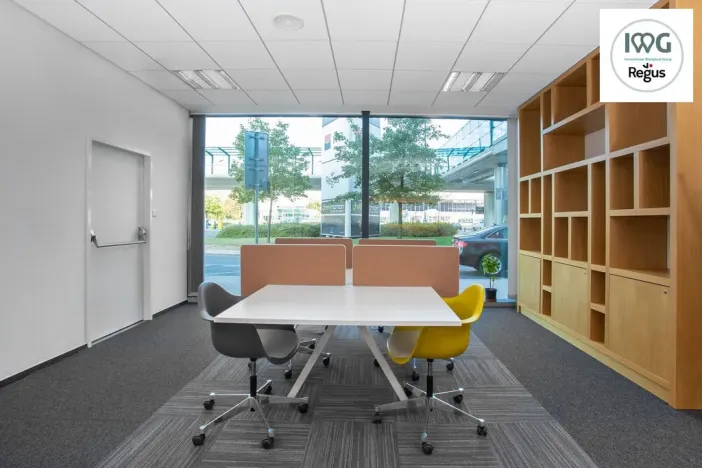 Pronájem kanceláře, Praha - Ruzyně, Aviatická, 75 m2