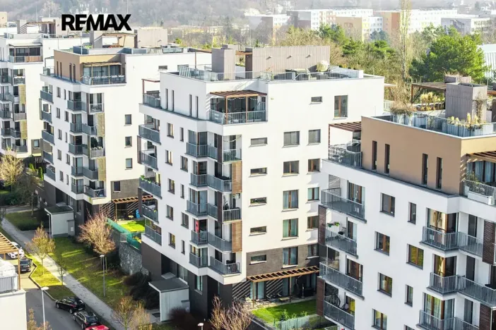 Prodej bytu 6+kk a větší, Praha - Hrdlořezy, Učňovská, 194 m2