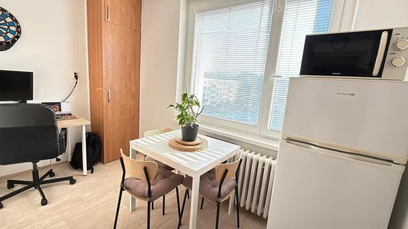 Pronájem bytu 1+1, Ostrava - Poruba, Vincence Makovského, 38 m2