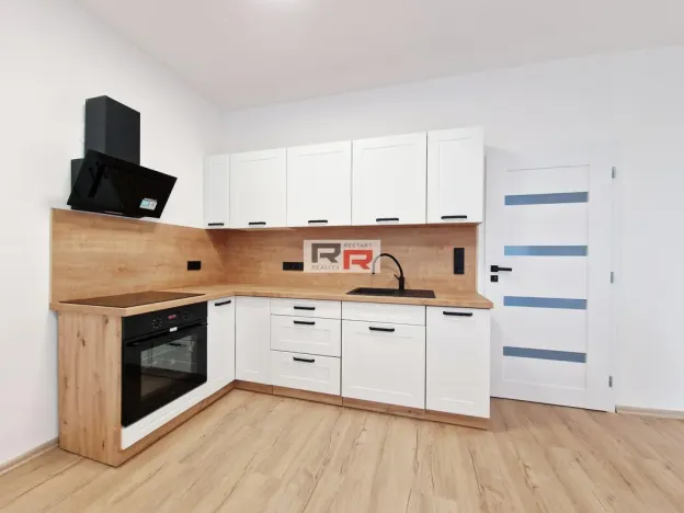 Pronájem bytu 3+kk, Šternberk, Uničovská, 55 m2