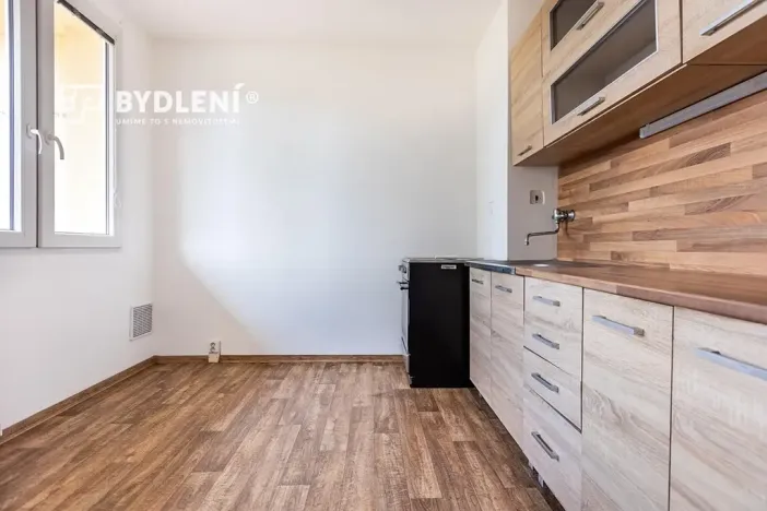 Prodej bytu 2+1, Teplice, Alejní, 53 m2