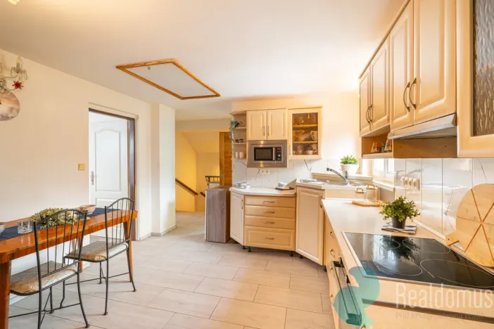 Prodej rodinného domu, Český Krumlov, Hřbitovní, 220 m2