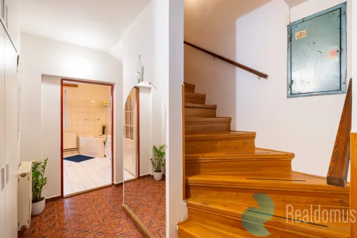 Prodej rodinného domu, Český Krumlov, Hřbitovní, 270 m2