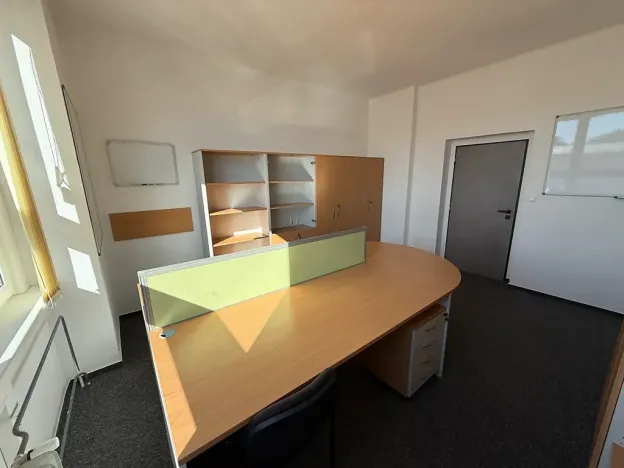 Pronájem kanceláře, Boršov nad Vltavou, Průmyslová, 19 m2