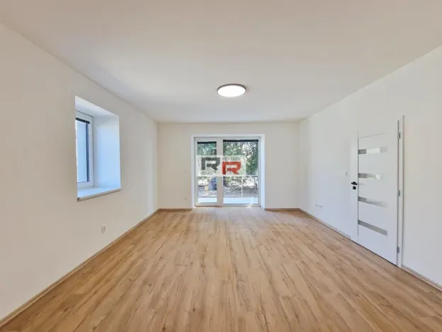 Pronájem bytu 2+kk, Šternberk, Uničovská, 75 m2
