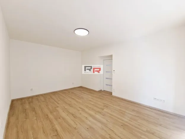 Pronájem bytu 2+kk, Šternberk, Uničovská, 75 m2