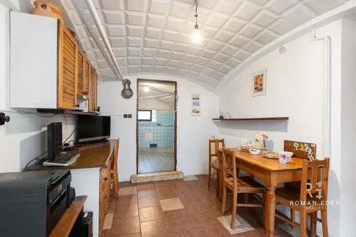 Prodej vícegeneračního domu, Chotiněves, 495 m2