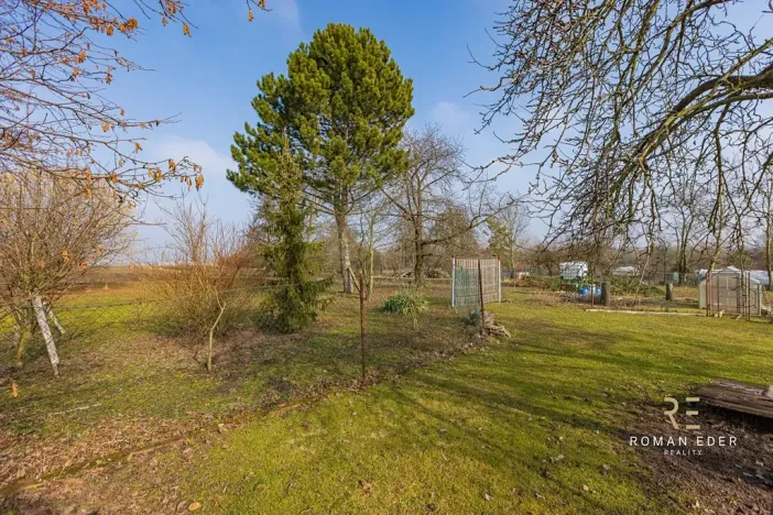 Prodej vícegeneračního domu, Chotiněves, 495 m2