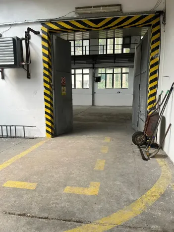 Prodej výrobních prostor, Karlovy Vary, K Přehradě, 8061 m2