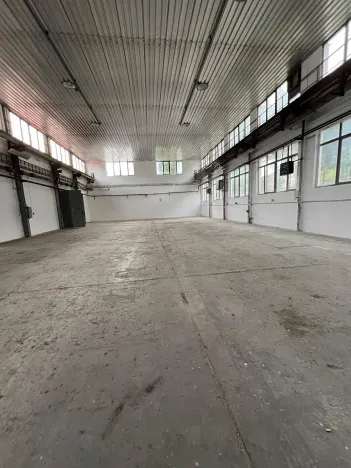 Prodej výrobních prostor, Karlovy Vary, K Přehradě, 8061 m2