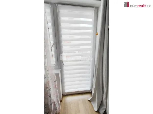 Pronájem bytu 1+kk, Praha - Horní Měcholupy, Hornoměcholupská, 37 m2