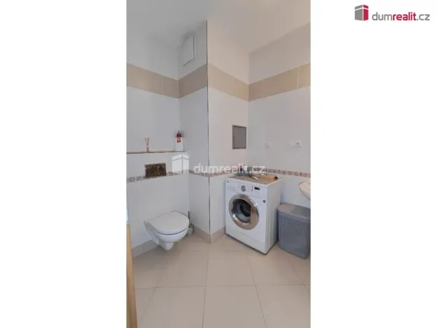 Pronájem bytu 1+kk, Praha - Horní Měcholupy, Hornoměcholupská, 37 m2