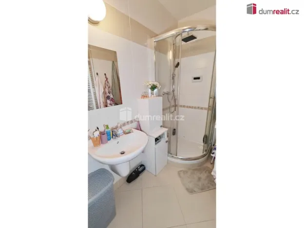 Pronájem bytu 1+kk, Praha - Horní Měcholupy, Hornoměcholupská, 37 m2