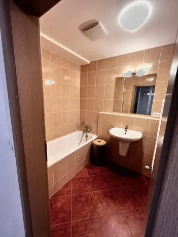 Pronájem bytu 1+kk, Praha - Modřany, Vorařská, 41 m2