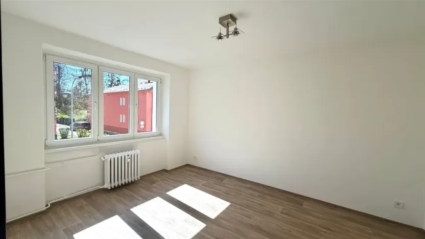 Pronájem bytu 3+1, Cheb, Palackého, 57 m2