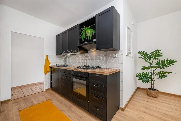 Prodej bytu 2+1, Praha - Letňany, Vratimovská, 56 m2