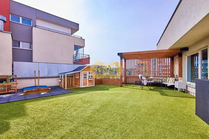 Prodej bytu 4+kk, Praha - Letňany, Pavla Beneše, 4765 m2