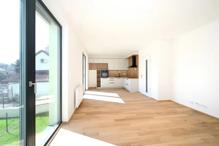 Pronájem bytu 1+kk, Praha - Střížkov, Střížkovská, 37 m2