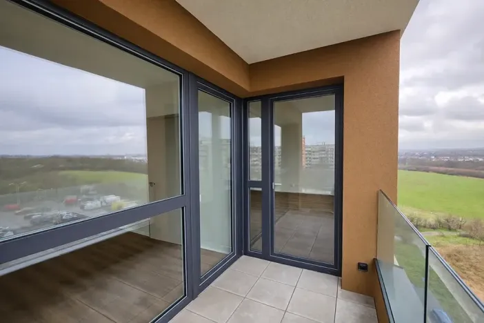 Prodej bytu 2+kk, Praha - Černý Most, Arnošta Valenty, 51 m2