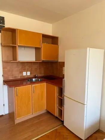 Pronájem bytu 1+kk, Olomouc, Jarmily Glazarové, 27 m2
