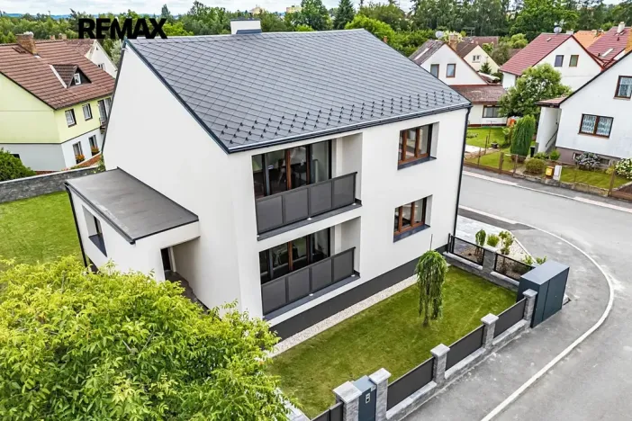 Prodej vily, Jindřichův Hradec, Spojovací, 183 m2