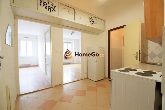 Pronájem bytu 2+1, Praha - Nusle, U gymnázia, 62 m2