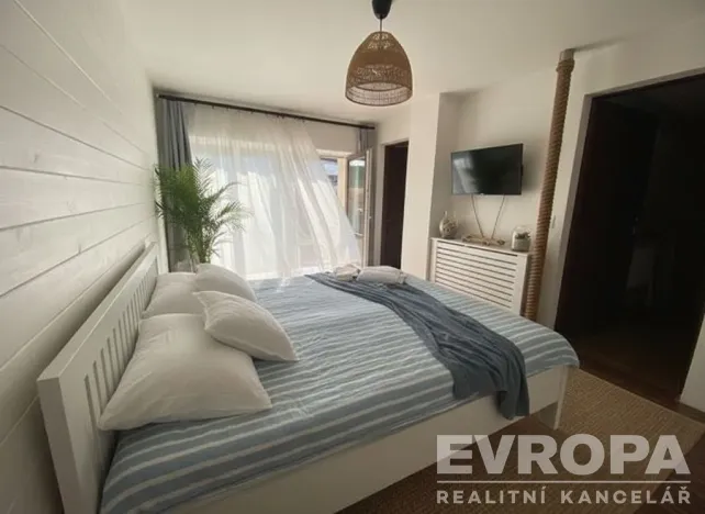 Prodej rodinného domu, Toušice, 160 m2