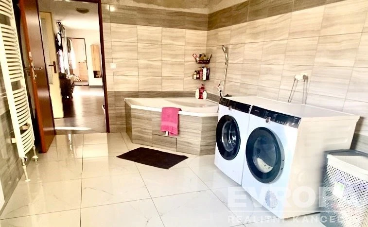 Prodej rodinného domu, Toušice, 160 m2