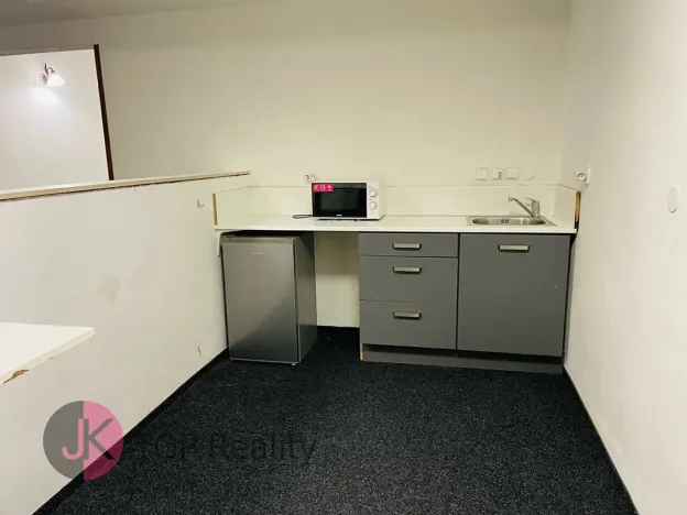 Pronájem kanceláře, Praha - Stodůlky, Suchý vršek, 125 m2