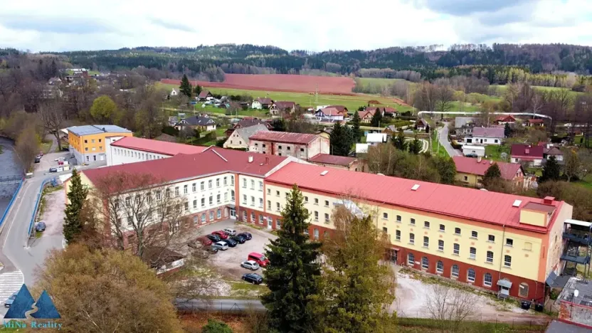 Pronájem skladu, Trutnov, Tovární, 1610 m2