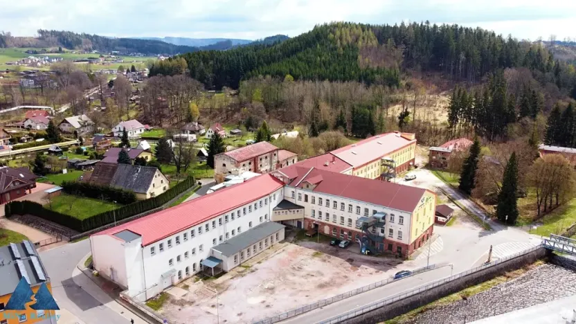 Pronájem skladu, Trutnov, Tovární, 468 m2