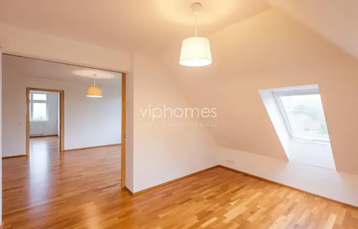 Pronájem bytu 3+1, Praha - Střešovice, Malá, 112 m2