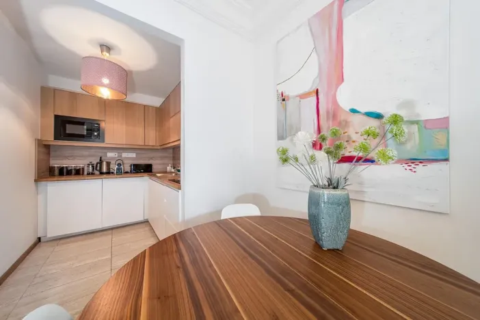 Prodej bytu 2+kk, Praha - Staré Město, Dlouhá, 72 m2